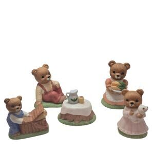 Vintage 1980's Homco Teddy Bear Family Picnic Figurine Set # 1462 Knick Knacks